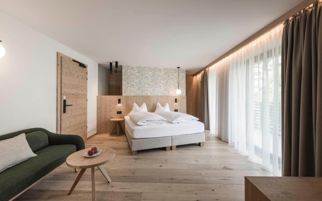 Stoa - Elegant & Romantic Guest House - "Adults Only" San Vigilio Di Marebbe Exterior foto